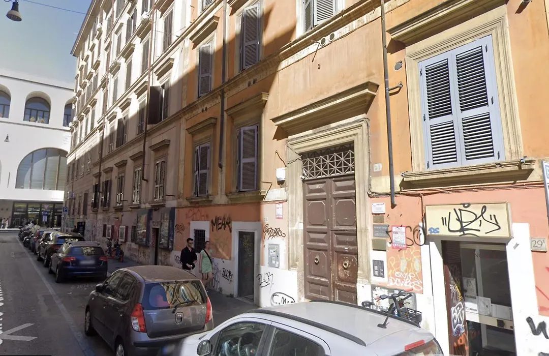 Upi-Up Rome Staying-1